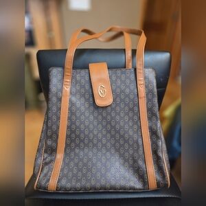 Gianni Valentino Monogram V Logo Shoulder Bag!